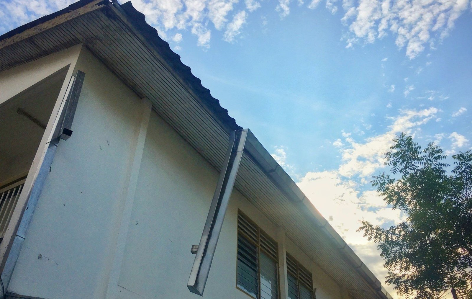KCRoffmate GUTTER SYSTEM INSTALL & REPAIR 7