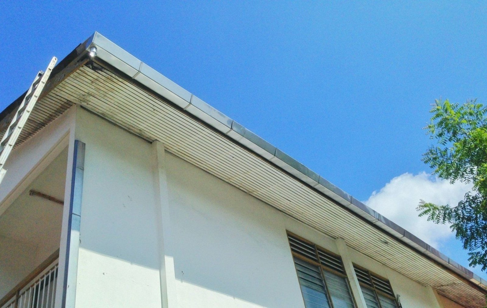 KCRoffmate GUTTER SYSTEM INSTALL & REPAIR 8